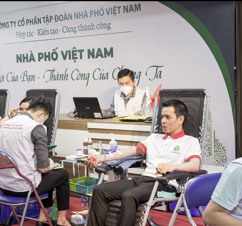Tập đoàn Nhà phố Việt Nam tổ chức hiến máu tình nguyện lần 2